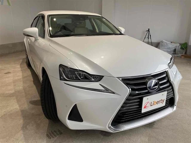 Lexus IS 6