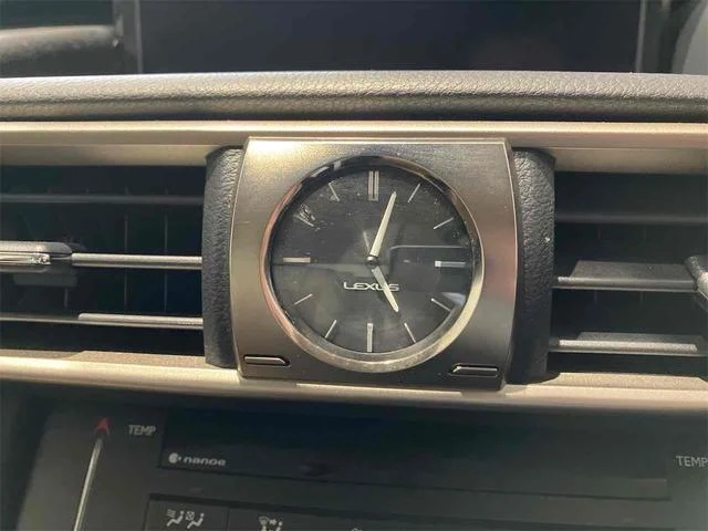Lexus IS 53