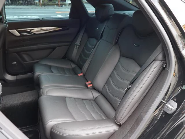 Cadillac CT6 19