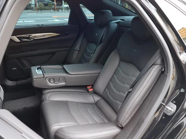 Cadillac CT6 18