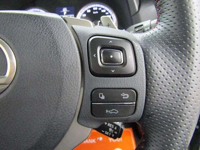 Lexus NX 22
