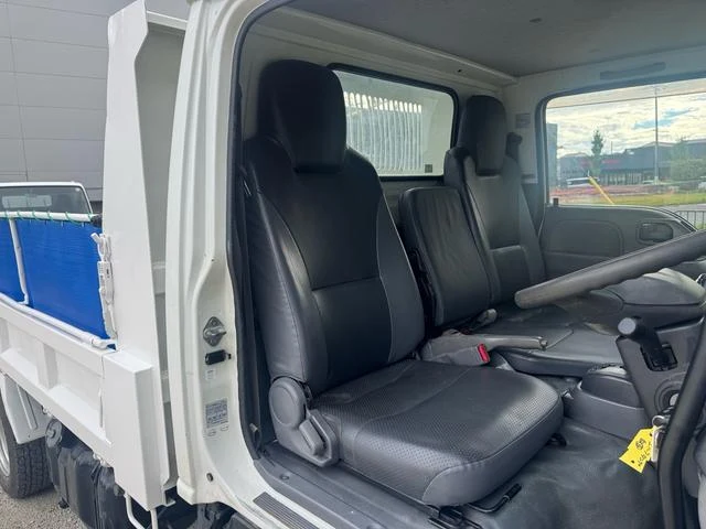 Isuzu ELF 8