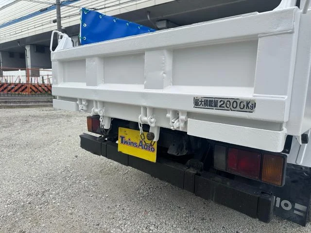 Isuzu ELF 52