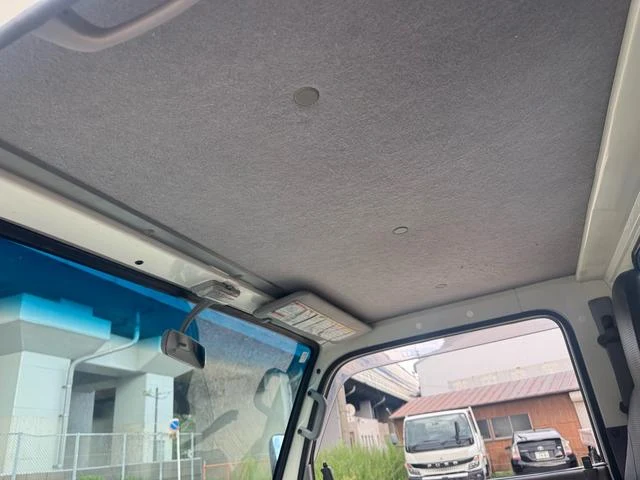 Isuzu ELF 60