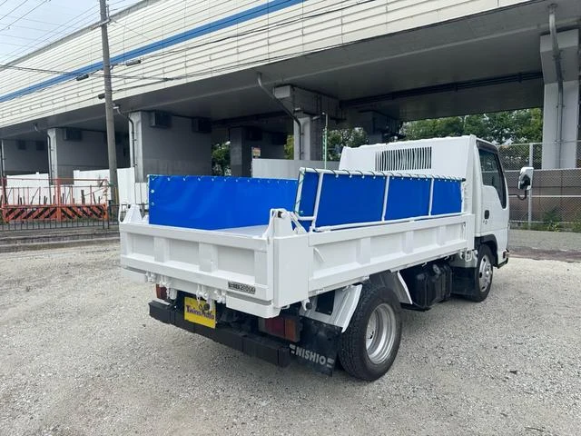 Isuzu ELF 6