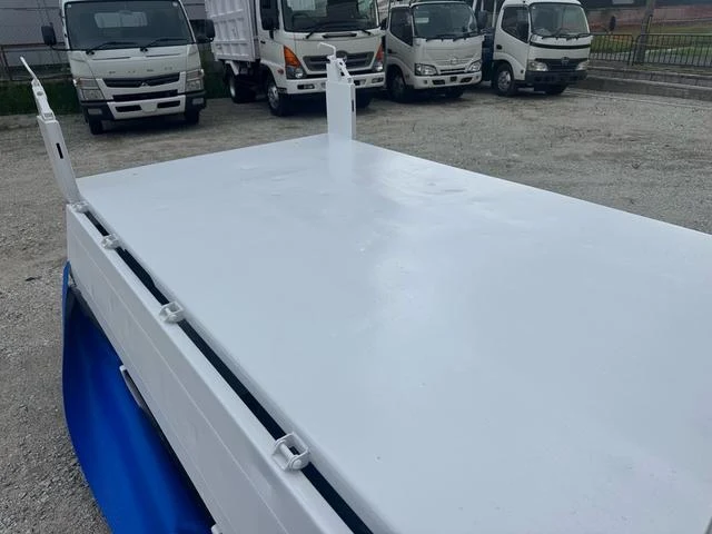 Isuzu ELF 43