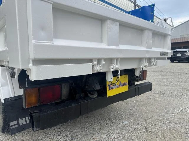Isuzu ELF 51