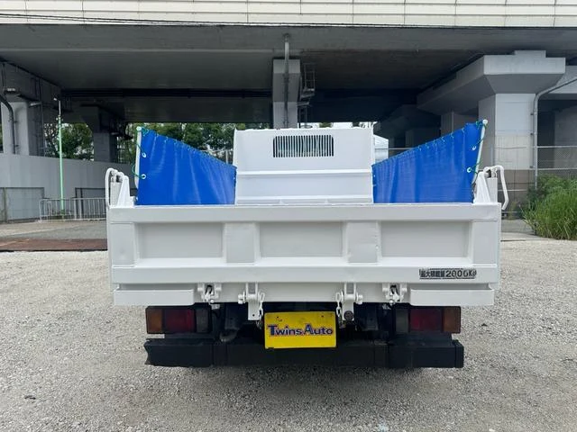Isuzu ELF 5
