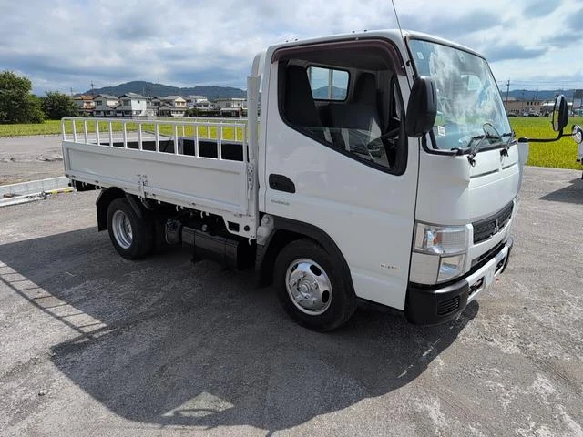 Mitsubishi Fuso CANTER 4