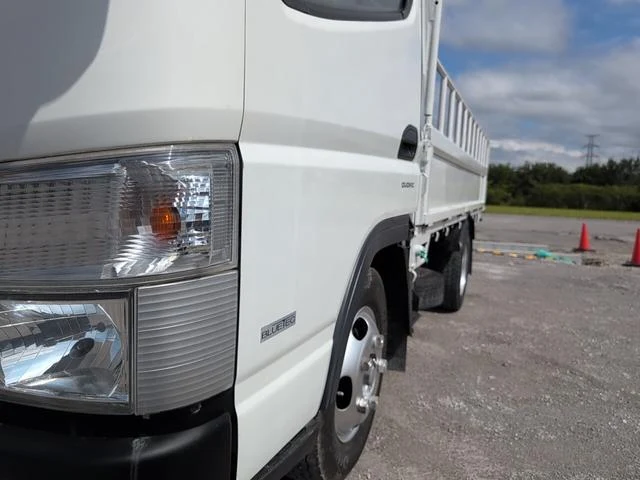 Mitsubishi Fuso CANTER 18