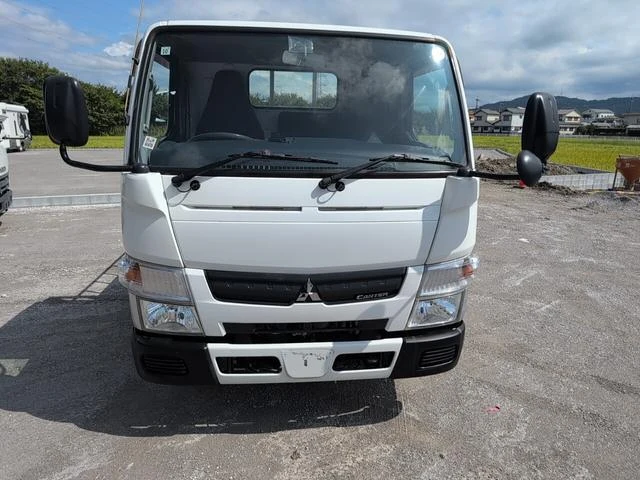 Mitsubishi Fuso CANTER 6