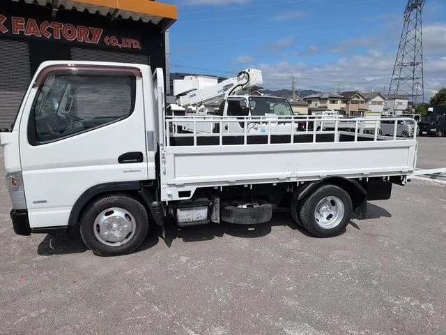 Mitsubishi Fuso CANTER 8