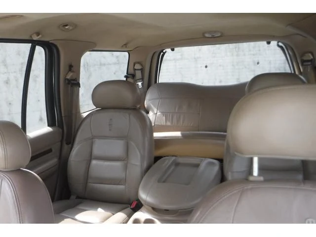 Lincoln NAVIGATOR 16