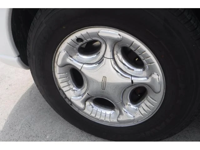 Lincoln NAVIGATOR 11