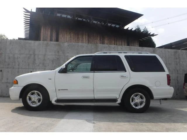 Lincoln NAVIGATOR 37