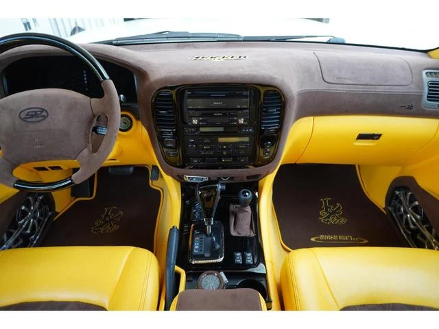 AMERICA LEXUS LX470 38