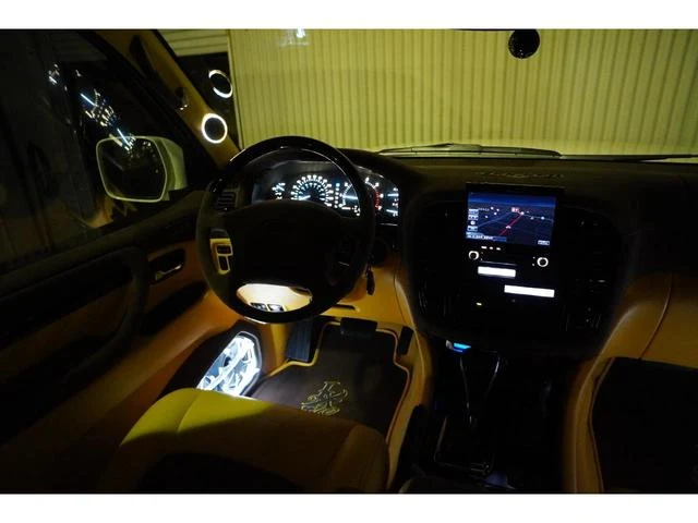 AMERICA LEXUS LX470 59