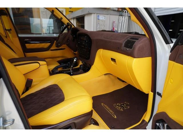 AMERICA LEXUS LX470 29