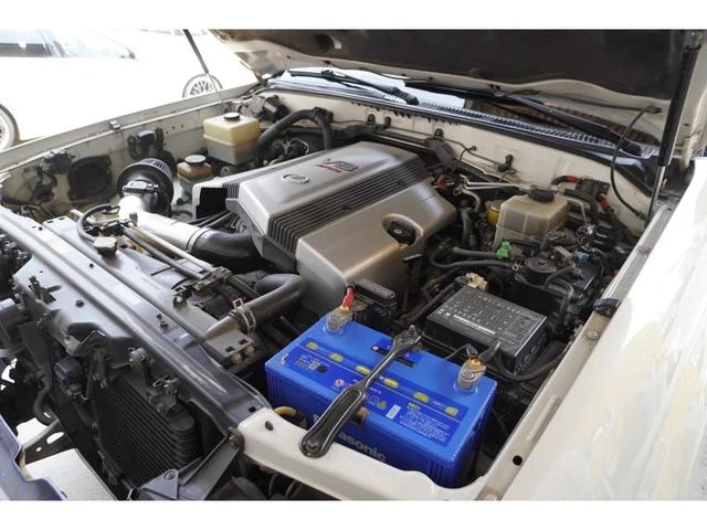 AMERICA LEXUS LX470 67
