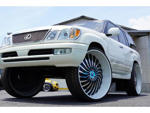 AMERICA LEXUS LX470 7