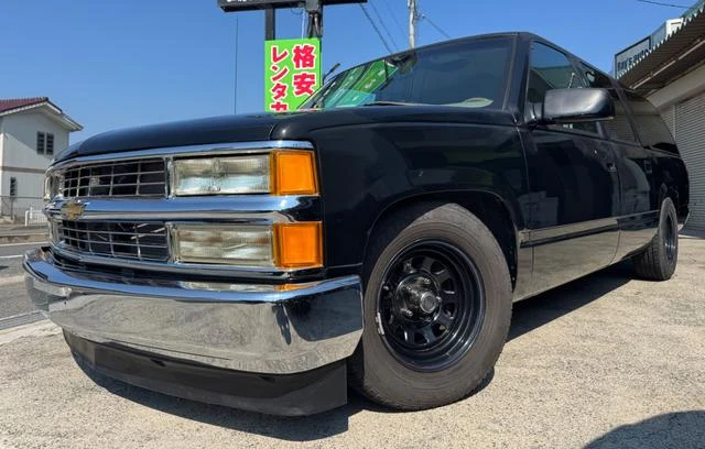 GMC SUBURBAN