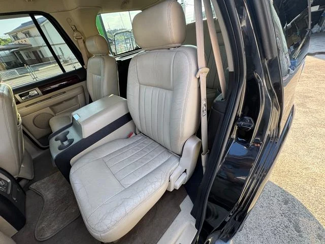 Lincoln NAVIGATOR 22