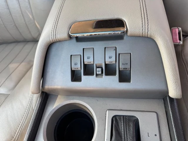 Lincoln NAVIGATOR 41