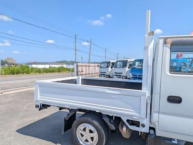 Isuzu ELF 58