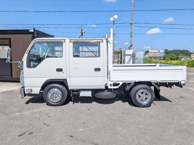 Isuzu ELF 16