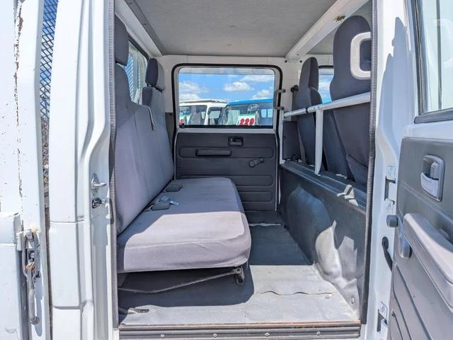 Isuzu ELF 36