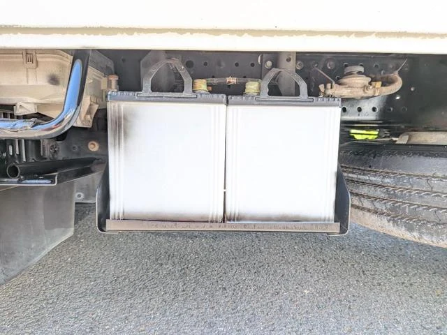 Isuzu ELF 39