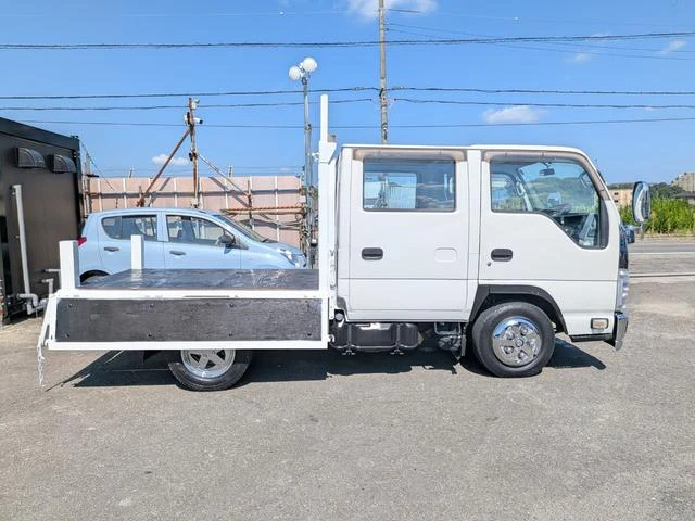 Isuzu ELF 19