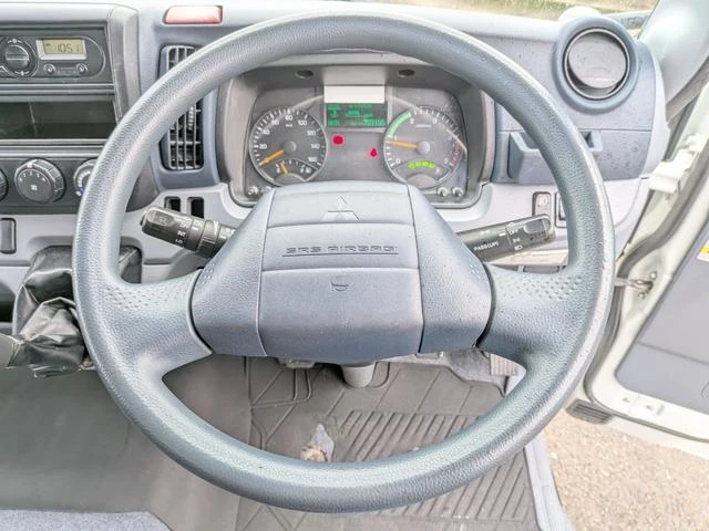 Mitsubishi Fuso CANTER 22