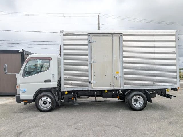 Mitsubishi Fuso CANTER 16