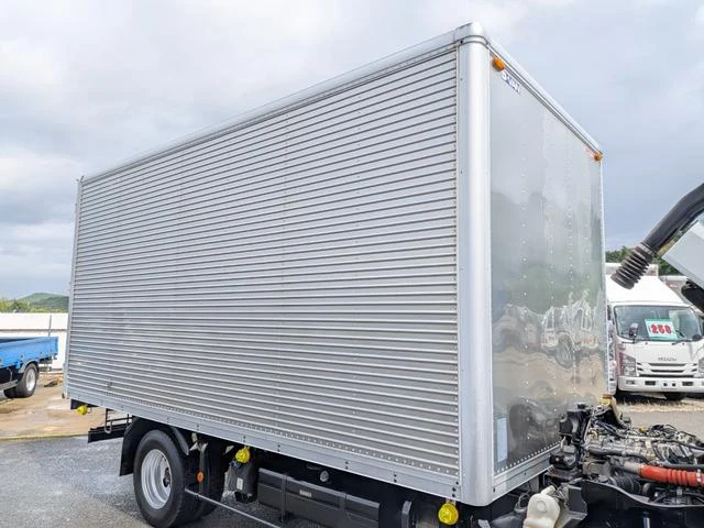 Mitsubishi Fuso CANTER 60