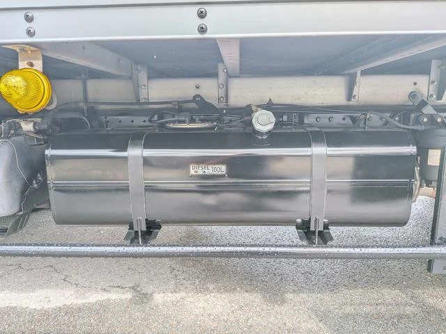 Mitsubishi Fuso CANTER 42