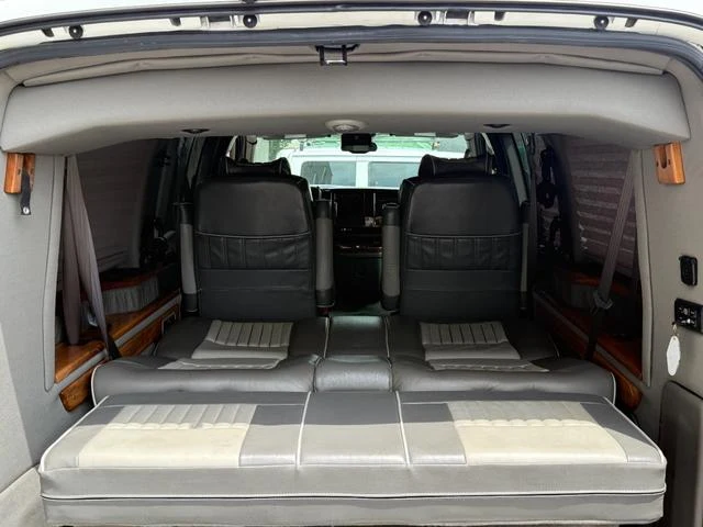 GMC SAVANA 14