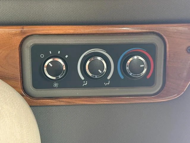 GMC SAVANA 27