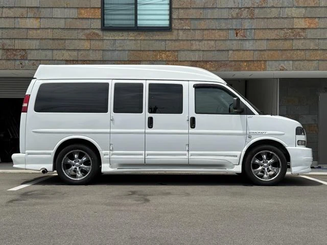 GMC SAVANA 5
