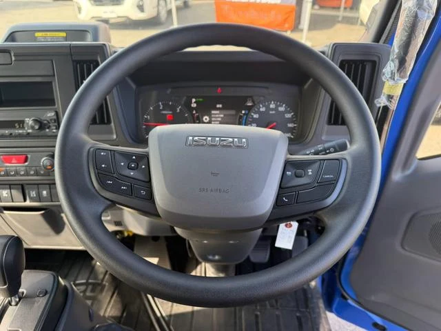 Isuzu ELF 9