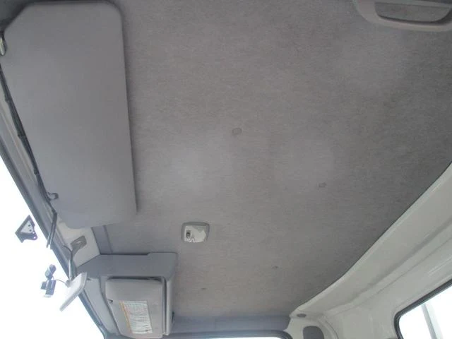 Isuzu ELF 43