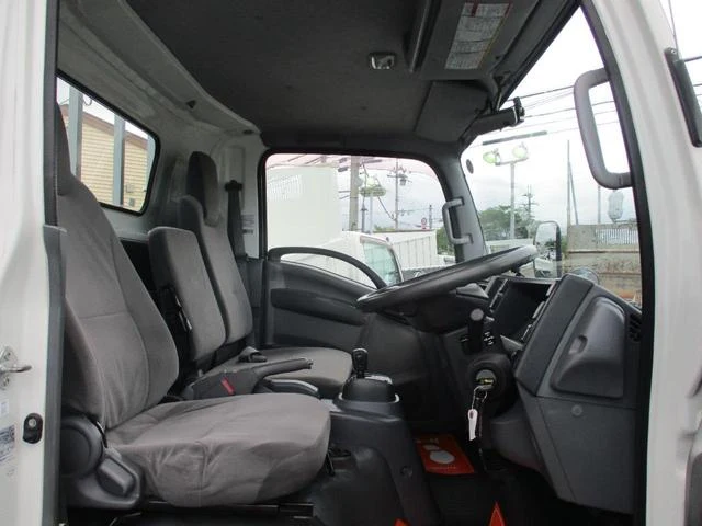Isuzu ELF 34