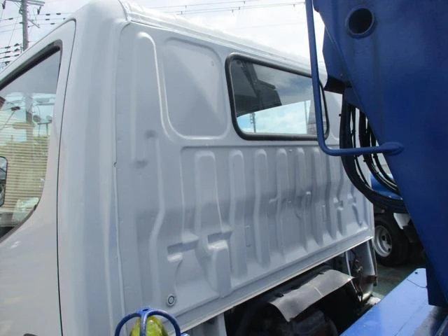 Hino DUTRO 19