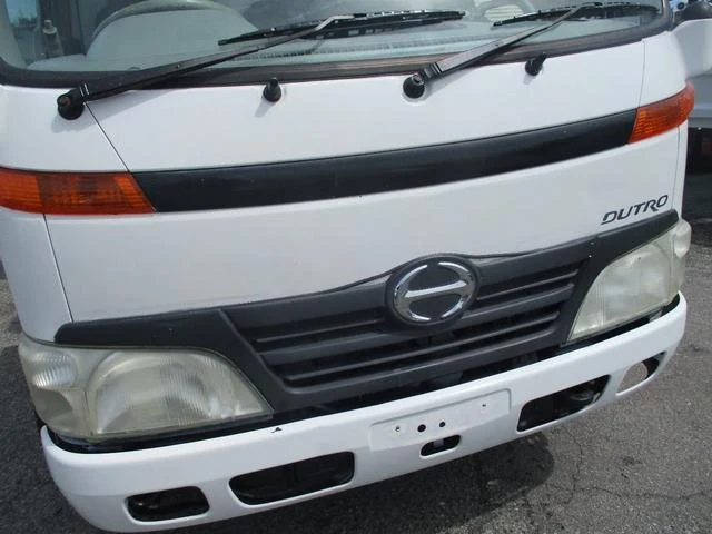Hino DUTRO 3