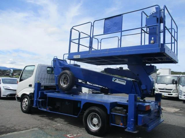 Hino DUTRO 15