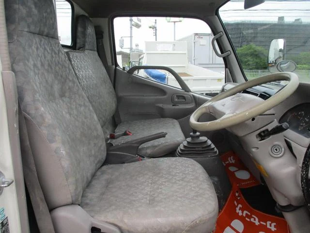 Hino DUTRO 36