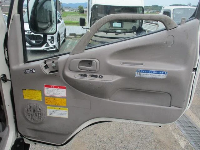 Hino DUTRO 34