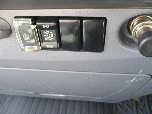 Isuzu ELF 35