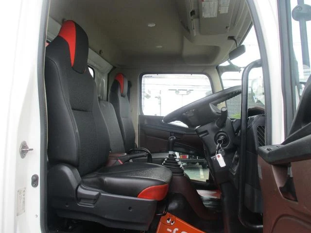 Hino RANGER 69