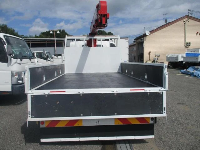Isuzu ELF 21